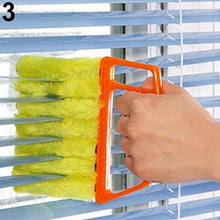 Load image into Gallery viewer, 7 Slat Blind Duster - Washable Microfibre Cleaner