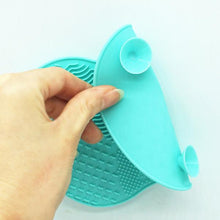 Load image into Gallery viewer, Makeup Brush Silicone Cleaning Mat